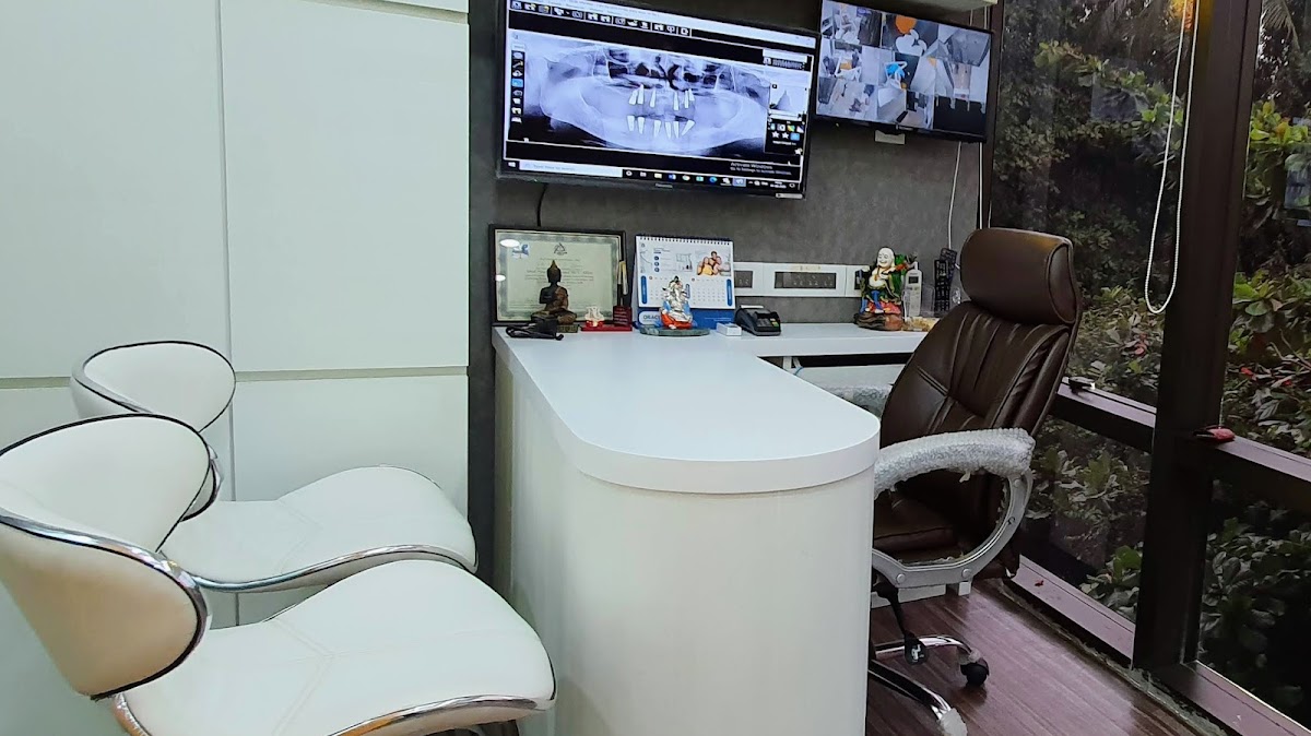 Mumbai Dental Implant Centre dental clinic