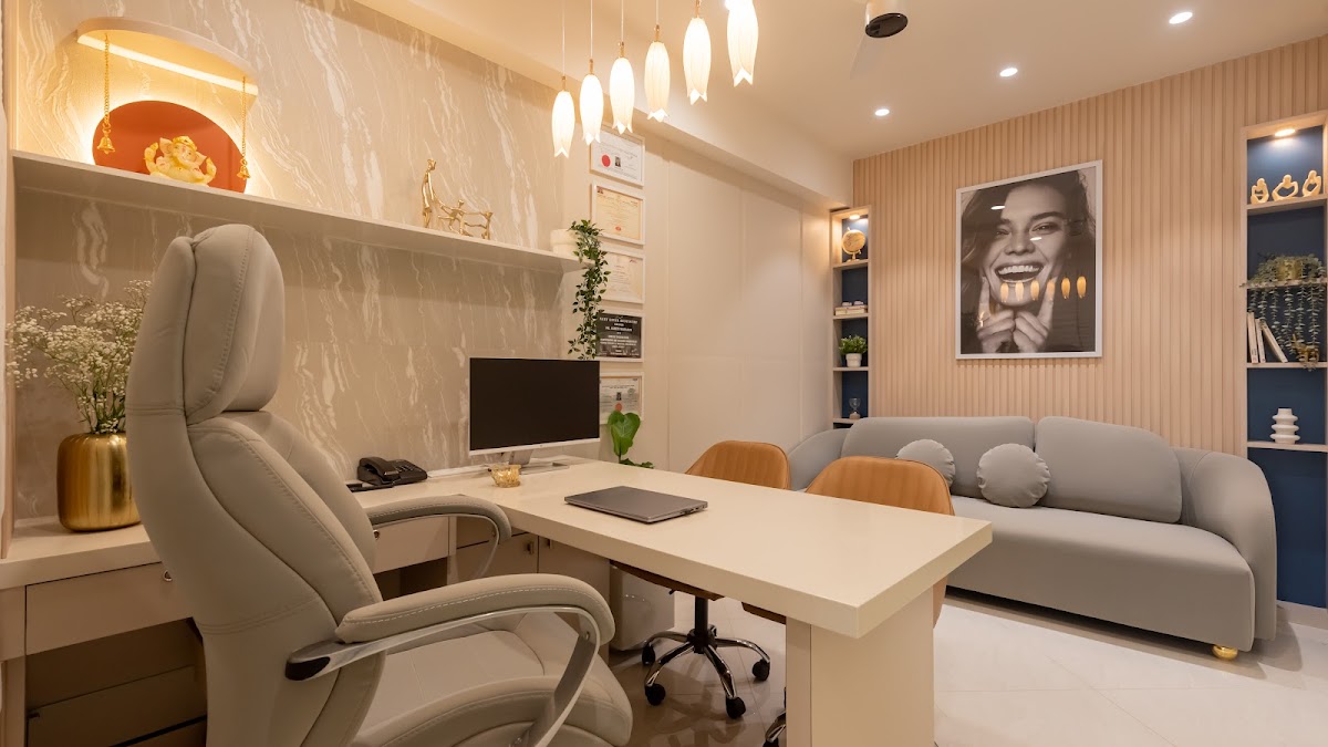 Loop Dental Clinic and Implant Centre dental clinic in Mumbai