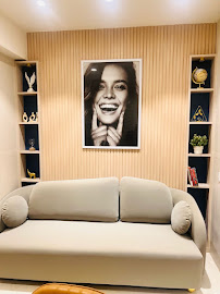 Loop Dental Clinic & Implant Centre