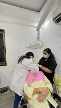 Dr. Teeth Implants and Aesthetic Centre – Bandra Clinic