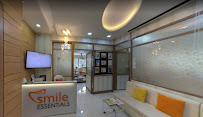 Smile Essential