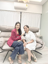 Dr Aayushi Pattnaik-Best Dentist in Colaba| Best dental surgeon Colaba | Periodontist| Endodontist |Teeth whitening In Colaba