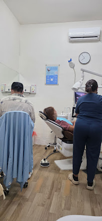 Dentify Dental Care (Klinik Dokter Gigi)