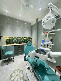 Dr Rushika Jain- Oral and Maxillofacial Surgeon in Mumbai IDental implant Specialist I Ear Lobe Repair I Solace Dental Clinic