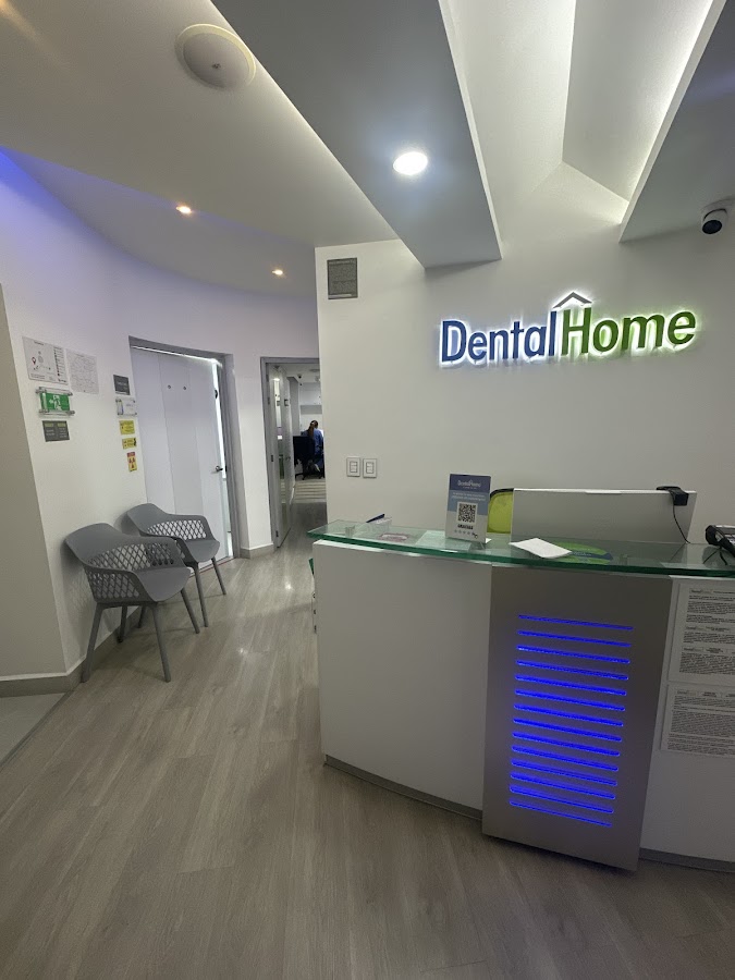 Dental Clinic Home