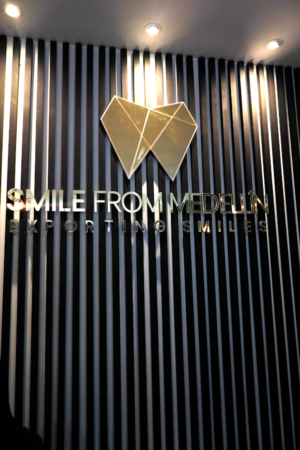 Smile From Medellin - Dental Clinic - dental clinic in Medellin, Colombia