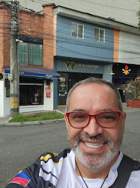 Smile From Medellin - Dental Clinic