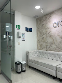 OralStudio- Smile Makeover Medellin