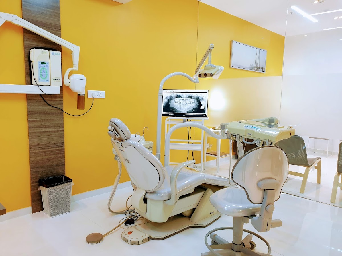 Dr. Vijay Salvi Scident Dental Center dental clinic in Mumbai