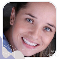 Clínica Viena / Veneers Medellín