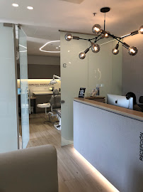 CR Dental Studio
