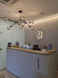 CR Dental Studio
