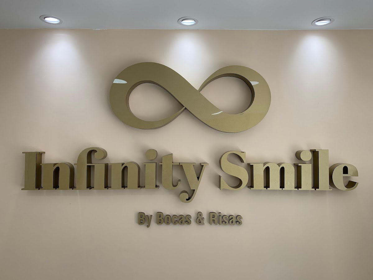 Infinity Smile - dental clinic in Medellin, Colombia
