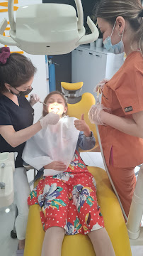Özel Dent242 Ağız ve Diş Sağlığı polikliniği