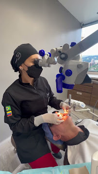 W SMILE premium dental practice