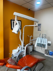 Clove Dental Clinic - Green Park, Delhi