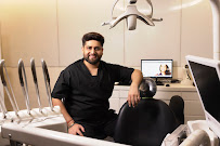 The Dental Roots - Panchsheel Park