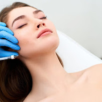 Dra. Ana Zuluaga - Diseño de Sonrisa en Medellín