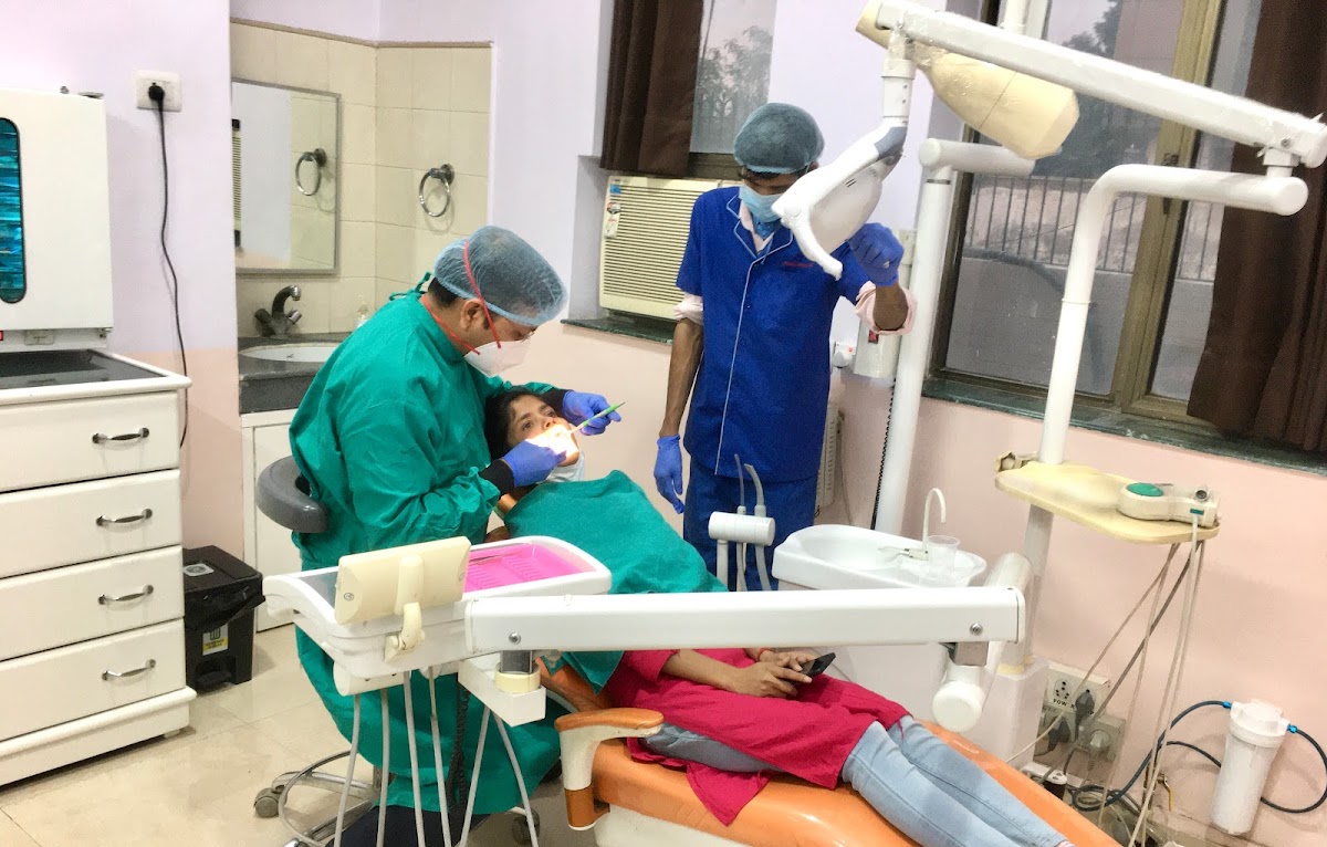 Delhi Dental and Implant Center