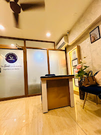 CosMolar Cosmetic & Dental Implant Centre
