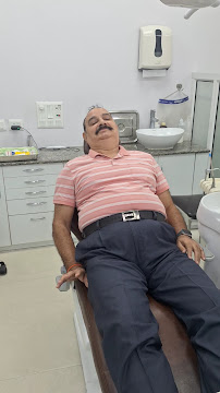 Apex Dental & Implant Centre