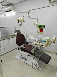 Apex Dental & Implant Centre