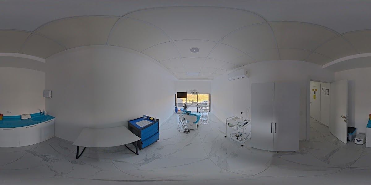 Sinem Yavuz Az Ve Di Sal Muayenehanesi dental clinic