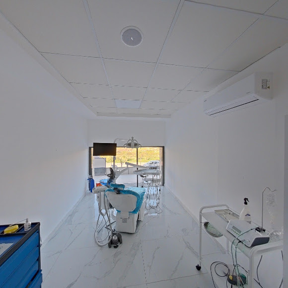 Sinem Yavuz Ağız ve Diş Sağlığı Muayenehanesi / Sinem Yavuz Dental Clinic Turkey / Antalya
