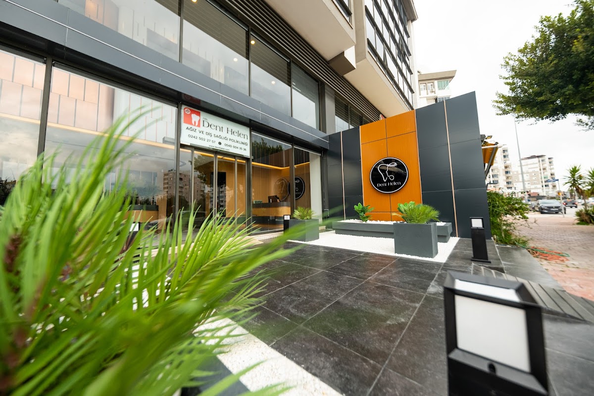 Dent Helen dental clinic in Antalya