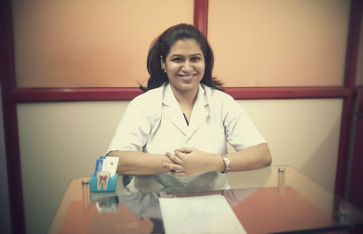 Healthy Smilez dental clinic in New Delhi