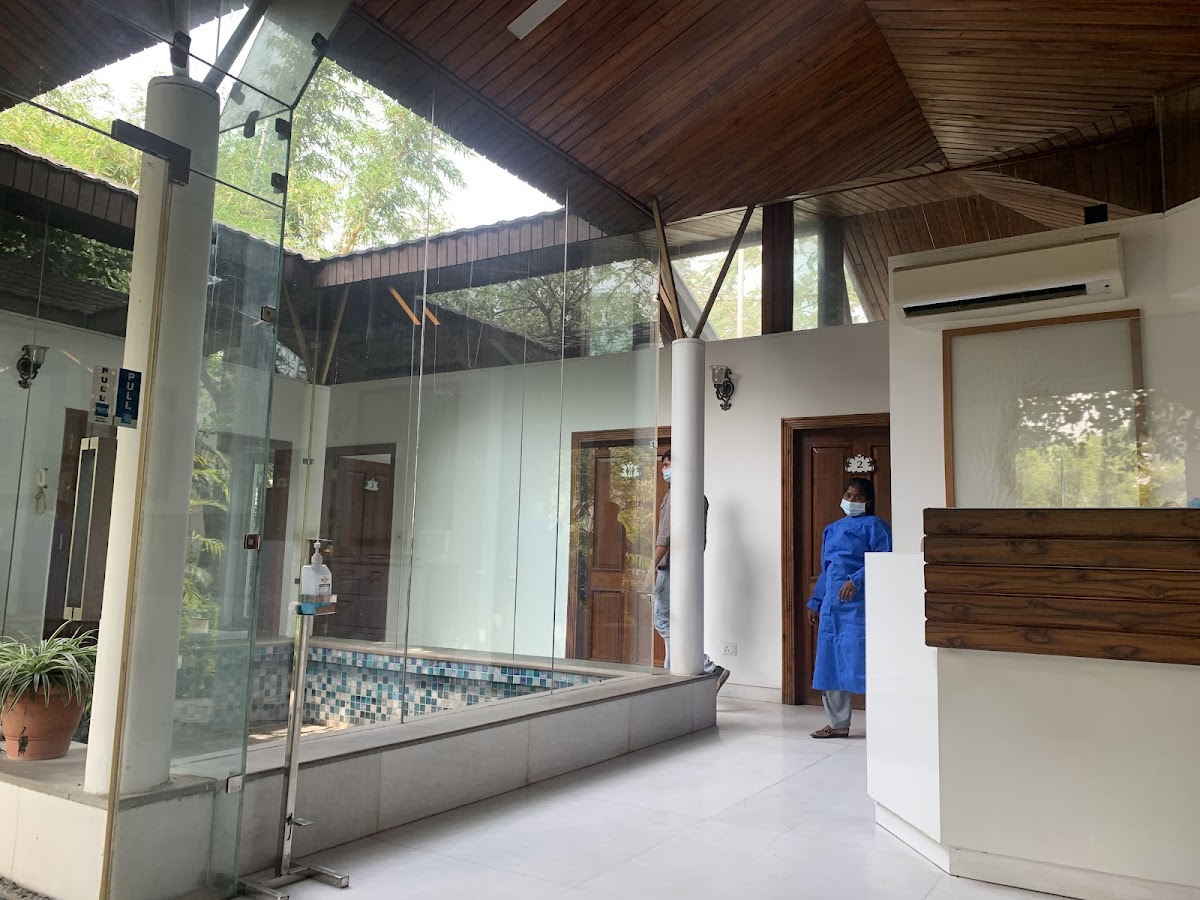Dr. Sahni's Dental Clinic dental clinic in New Delhi
