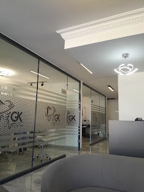 GK Dental | Sur Yapı Ünsal Diş Hekimi Gizem Kalyaz & Göksel Kalyaz: İmplant, Zirkonyum, Diş Teli, Çocuk Diş Hekimi, Dişçi