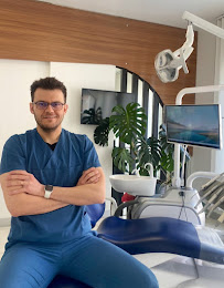 Di Hekimi Hasan Akdoan in Antalya