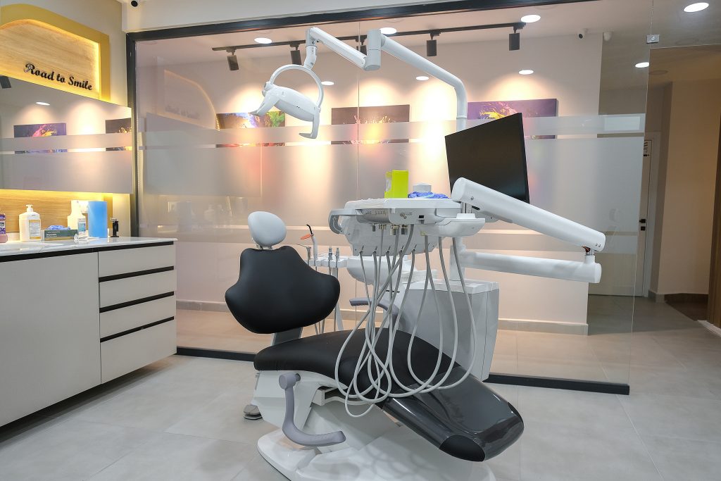Zel Dentagna Az Ve Di Sal Poliklinii - dental clinic in Antalya