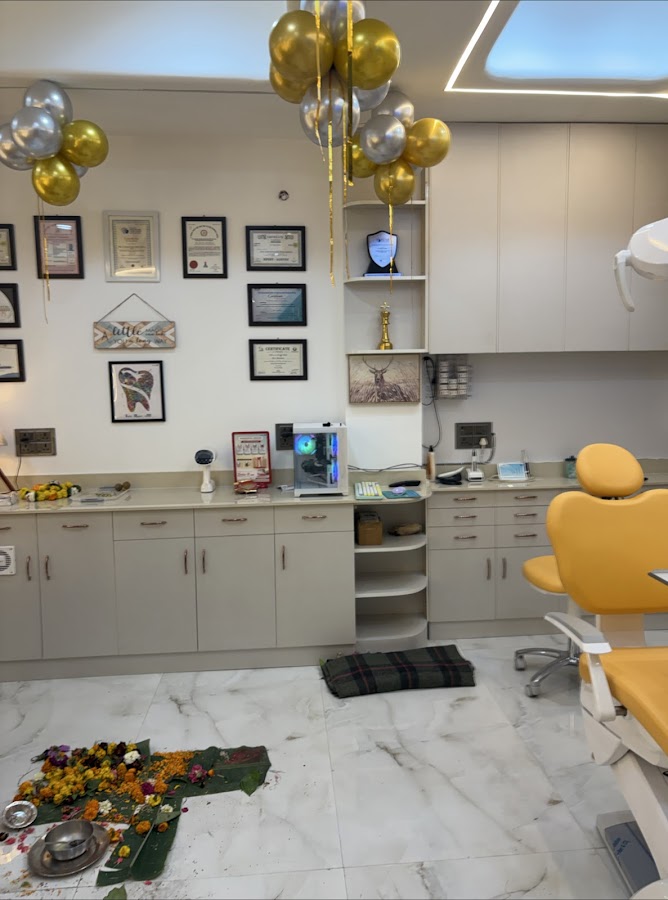 Dr. Bhushan Dental dental clinic in New Delhi