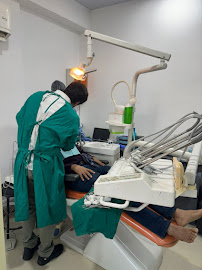 Gloire A'dieu Dental Implant & Orthodontic Clinic