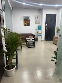 Gloire A'dieu Dental Implant & Orthodontic Clinic