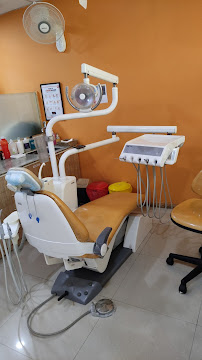 Clove Dental Clinic - Model Town, Delhi