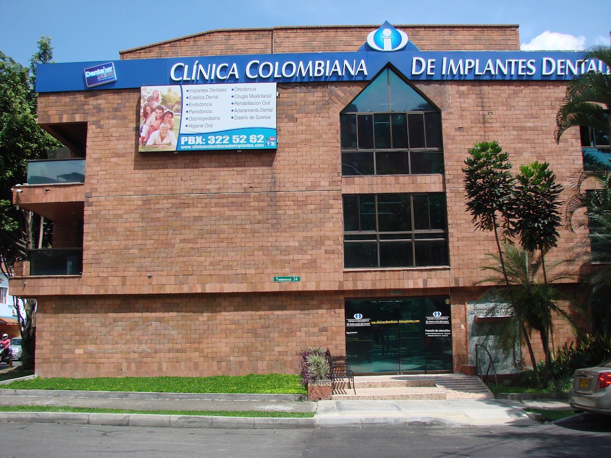 Clínica Colombiana de Implantes Dentales - dental clinic in Medellin, Colombia