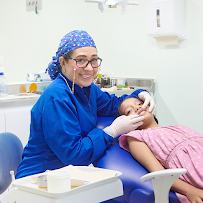 Clínica Colombiana de Implantes Dentales