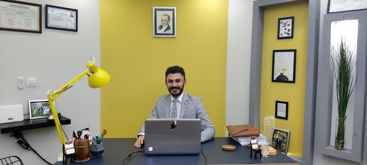 Di Hekimi Dr Dt. Mer Ankaya dental clinic