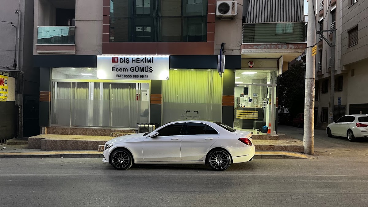 Di Hekimi Ecem Gm dental clinic in Izmir