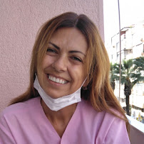 Dt. Didem Seluk Di Hekimi in Izmir