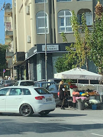 Diş Hekimi Ersin Atinel