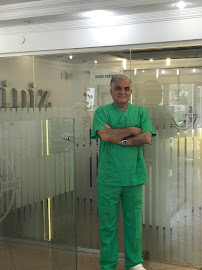 Diş Hekimi İlhan İdiz