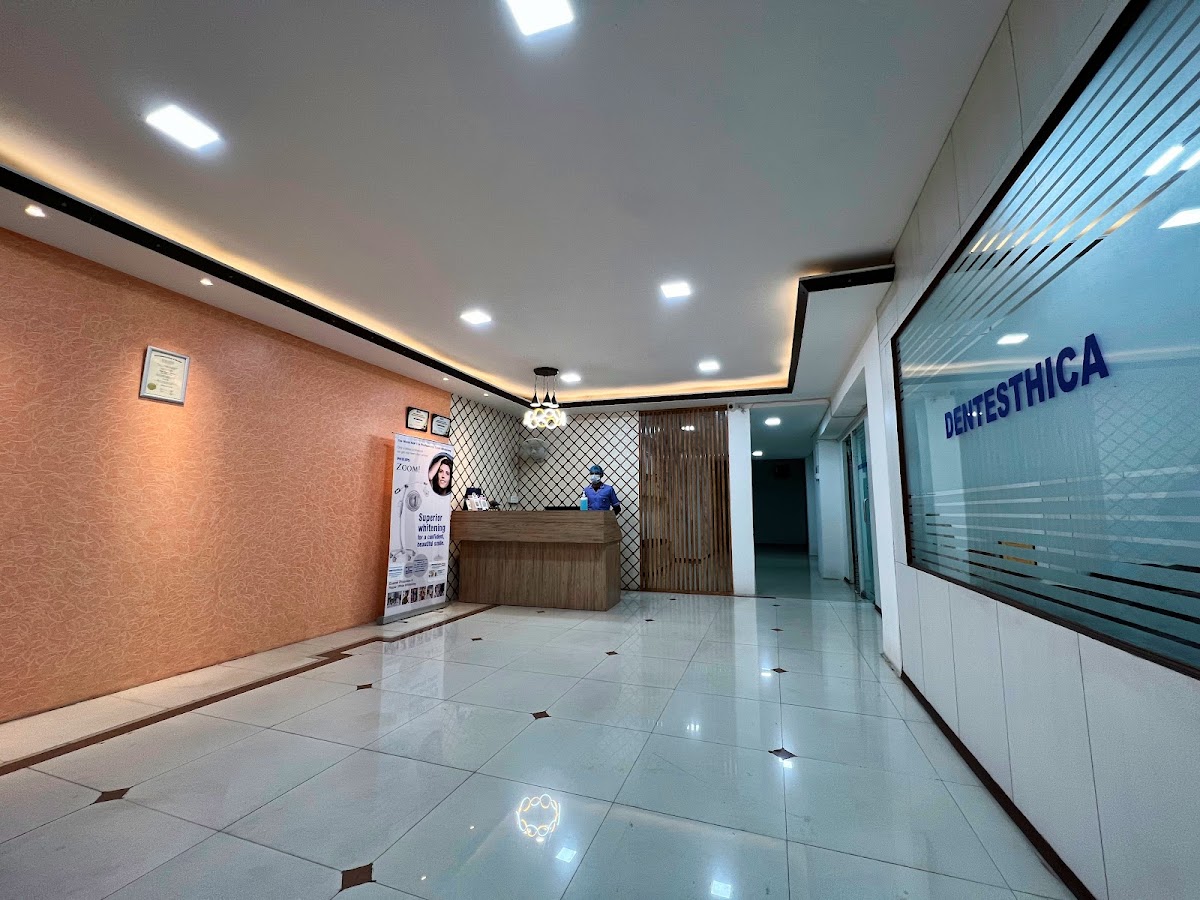 Dentestica dental clinic in New Delhi