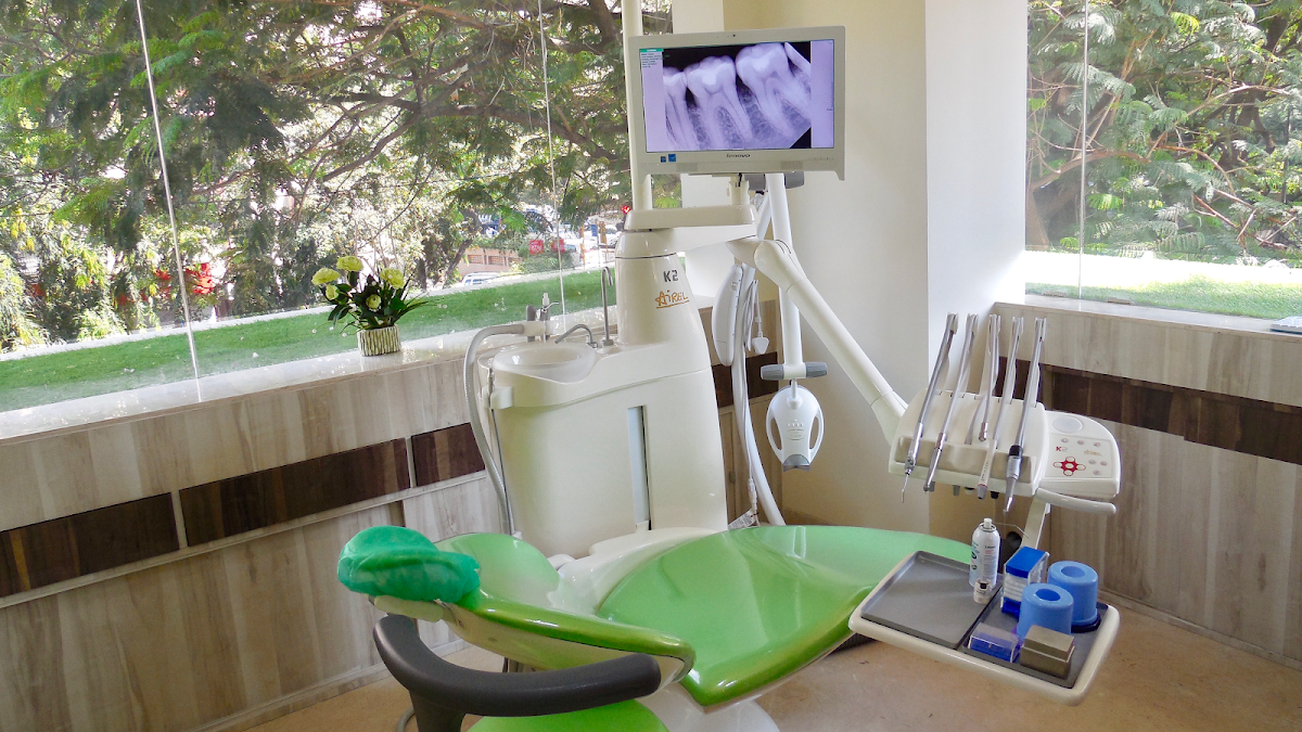 Divine Smiles Dental Clinic dental clinic in Mumbai