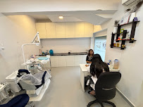 Glow Dent Clinic – Dr. Anjali Holambe | Dentist in Bandra | Goregaon Mumbai