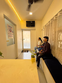 Glow Dent Clinic – Dr. Anjali Holambe | Dentist in Bandra | Goregaon Mumbai