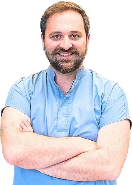 Founder & Clinical Director Cagatay Kavaz - Advanced dental surgery, implantology
